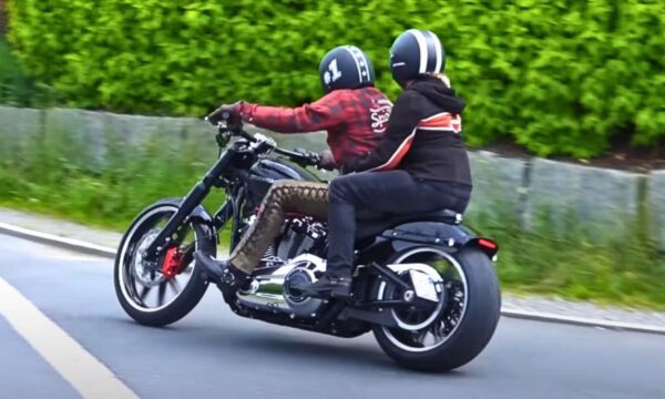 Harley Davidson 10 Fastest Bike